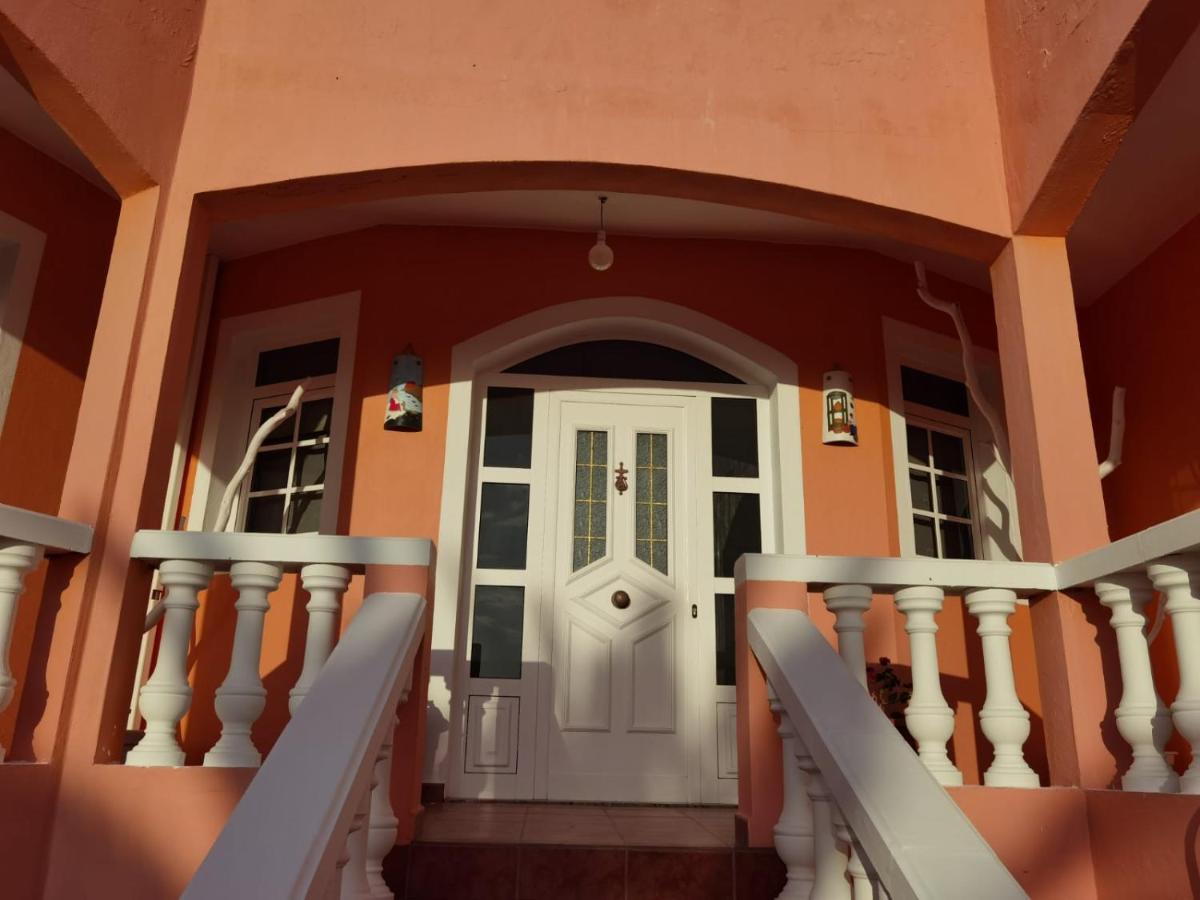 Casa La Gualjama Tesejerague Villa Exterior photo